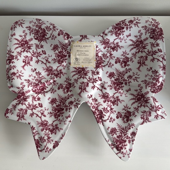 LAURA ASHLEY NWT Melamine Floral Bow Shaped Serving Platter Red and White - Picture 3 of 6